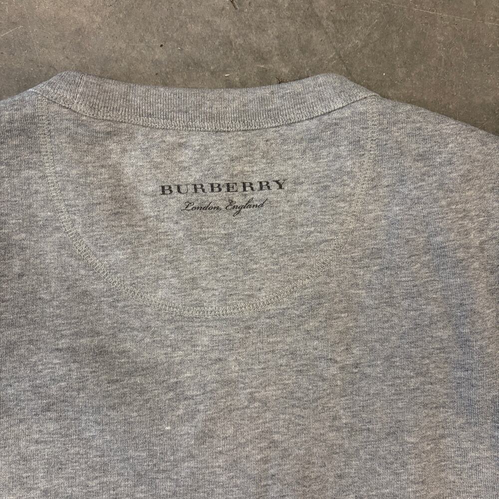 Vintage Y2k Burberry London Rainy Cloud Grey Crewneck Embroidered Sweater Medium - Picture 4 of 6